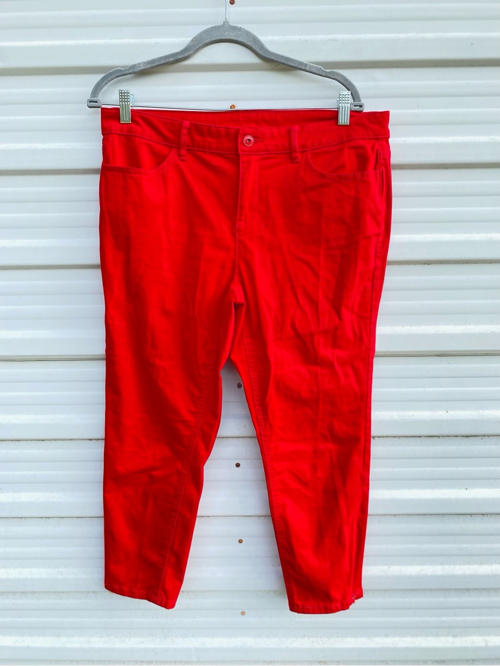 Liz Claiborne Bright Red Ankle Slim Jeans